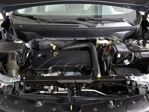 Used 2023 Chevrolet Equinox LS w/ Driver Confidence II Package image 19