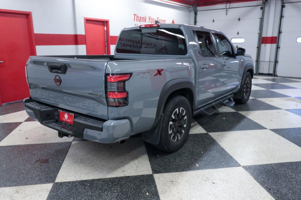 Used 2023 Nissan Frontier Pro-X w/ Pro Convenience Package RWD image 8