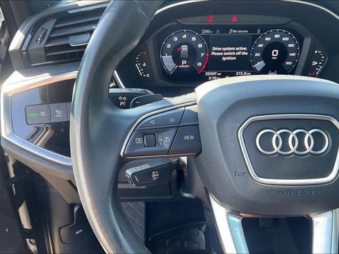 Used 2023 Audi Q3 2.0T Premium AWD/4WD image 18