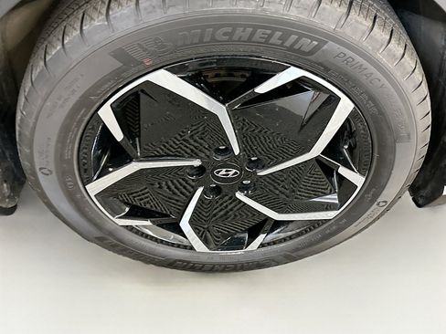 Used 2023 Hyundai Ioniq 5 SE image 11