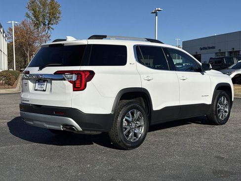 Used 2023 GMC Acadia SLT image 10