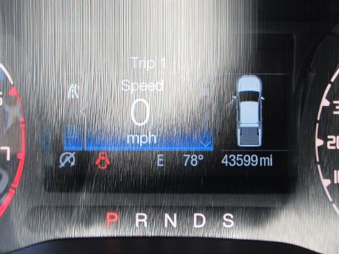 Used 2019 Ford Ranger XLT w/ Equipment Group 302A Luxury AWD/4WD image 15
