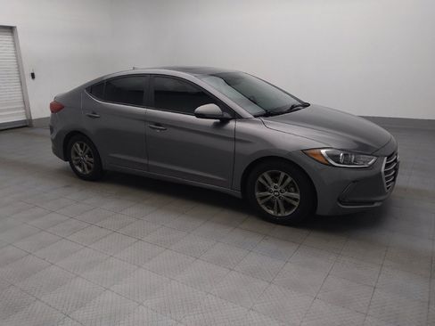 Used 2018 Hyundai Elantra Value Edition w/ Cargo Package FWD image 11