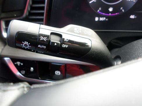 Used 2023 Kia Sportage X-Pro image 25