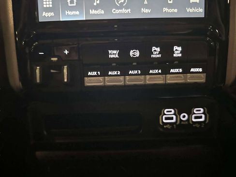 Used 2022 RAM 2500 Laramie AWD/4WD image 33