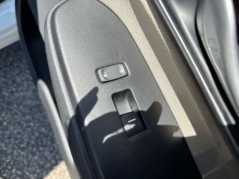 Used 2021 Honda CR-V EX image 18