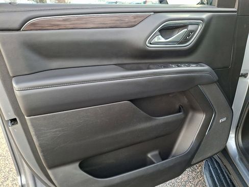 Used 2022 Chevrolet Tahoe LT w/ LT Signature Package image 14