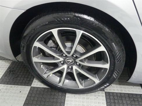 Used 2018 Acura TLX V6 w/ Technology Package FWD image 13