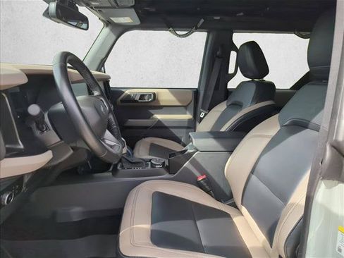 Used 2023 Ford Bronco Wildtrak AWD/4WD image 16