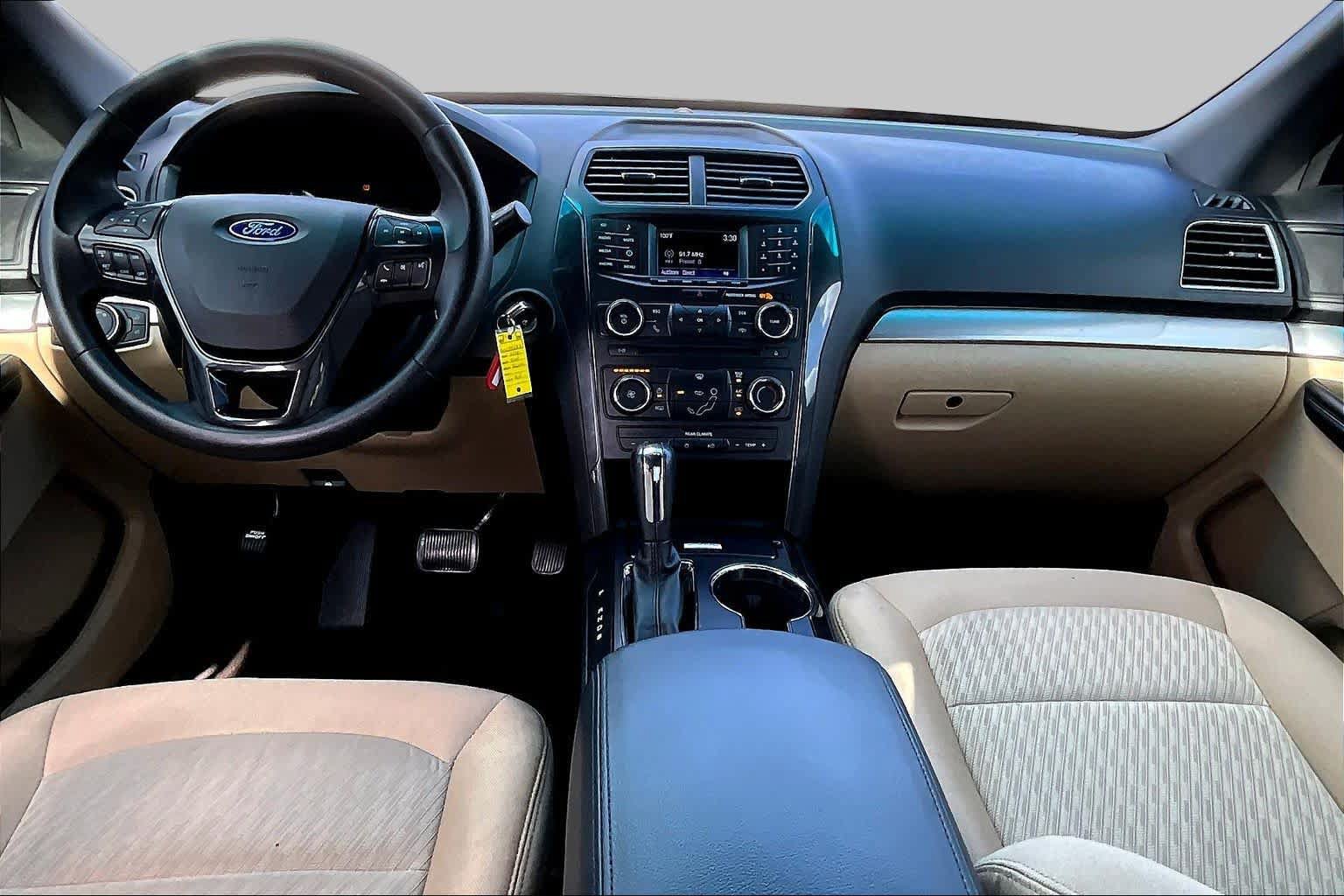 Used 2016 Ford Explorer FWD image 16