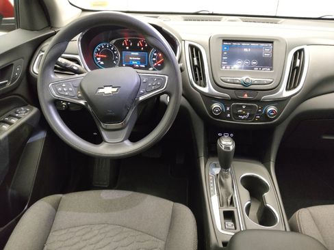 Used 2021 Chevrolet Equinox LT image 22