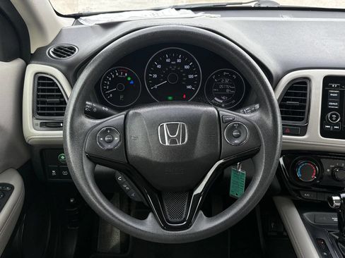 Used 2017 Honda HR-V LX image 20