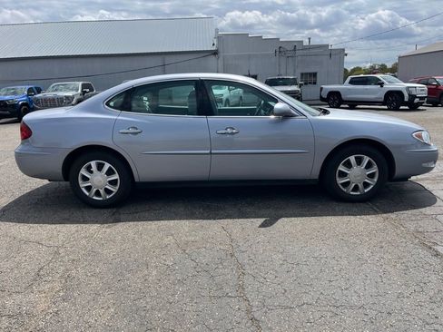 Used 2005 Buick LaCrosse CX w/ Silver Convenience Package FWD image 6