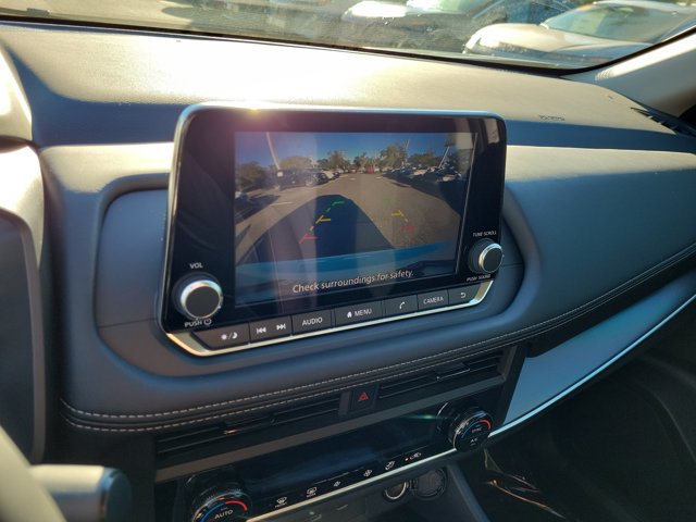Used 2026 Nissan Rogue SV FWD image 29