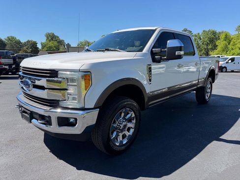 Used 2017 Ford F250 King Ranch w/ King Ranch Ultimate Package AWD/4WD image 8