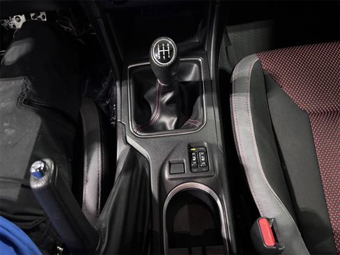 Used 2020 Subaru Impreza 2.0i Sport image 19