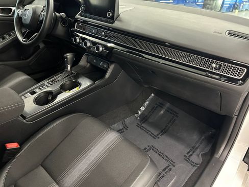 Used 2023 Honda Civic Sport image 26