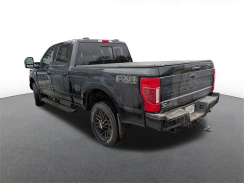 Used 2022 Ford F250 Lariat w/ Black Appearance Package image 3