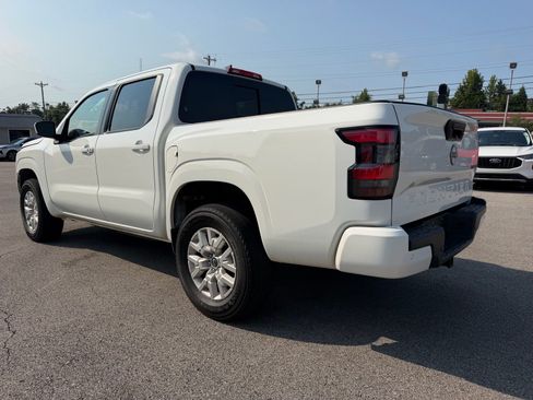 Used 2024 Nissan Frontier SV w/ SV Convenience Package AWD/4WD image 11