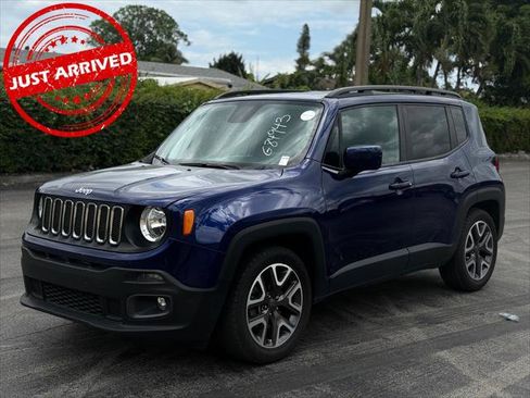 Used 2018 Jeep Renegade Latitude w/ UConnect 8.4 Nav Group FWD image 1