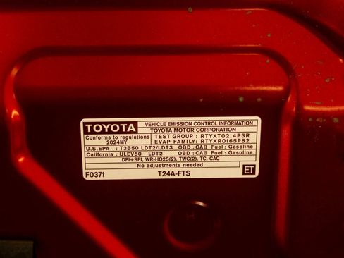 Used 2024 Toyota Tacoma 4x4 Double Cab image 30