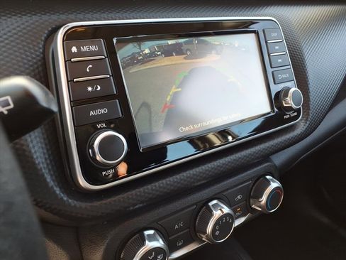 Used 2024 Nissan Kicks S image 22