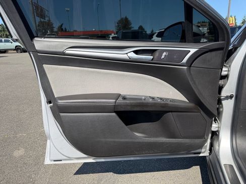 Used 2014 Ford Fusion S FWD image 20