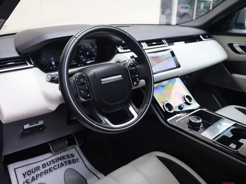 Used 2019 Land Rover Range Rover Velar R-Dynamic SE AWD/4WD image 13