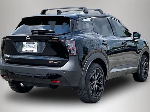 Certified 2026 Nissan Kicks SR w/ SR Premium Package AWD/4WD image 5