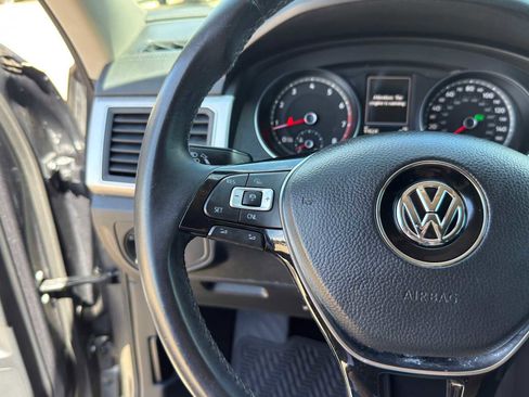 Used 2018 Volkswagen Atlas SE image 18