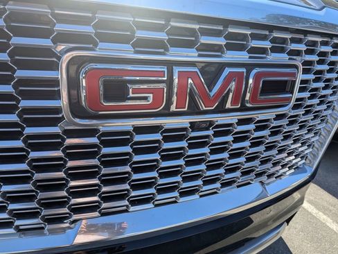 Certified 2024 GMC Yukon XL Denali image 15