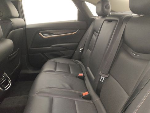 Used 2018 Cadillac XTS Luxury image 18