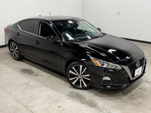Used 2021 Nissan Altima 2.5 SR w/ SR Premium Package FWD image 36