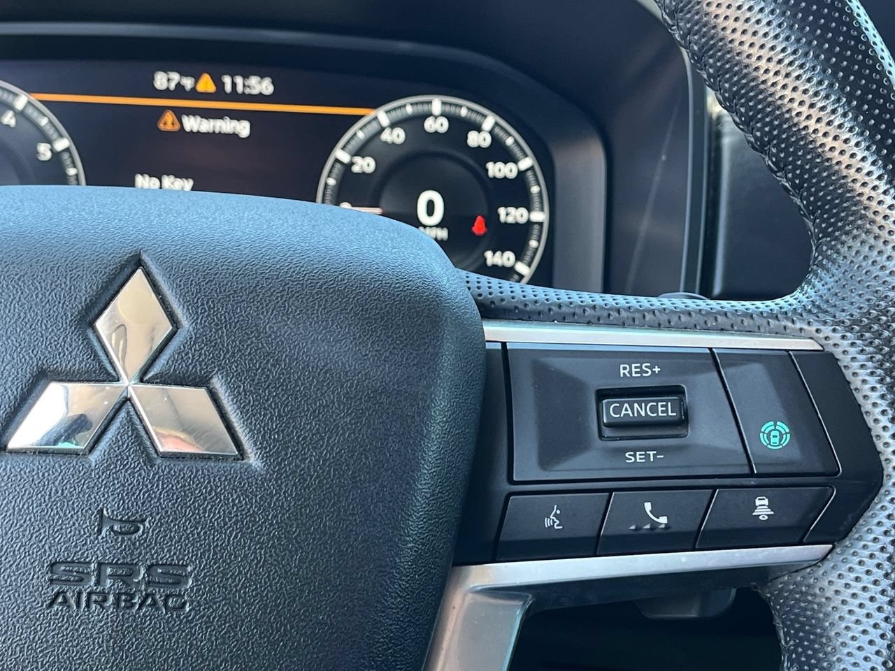 Used 2023 Mitsubishi Outlander SE FWD image 20