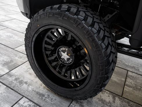 Used 2026 GMC Sierra 3500 Denali Ultimate image 20