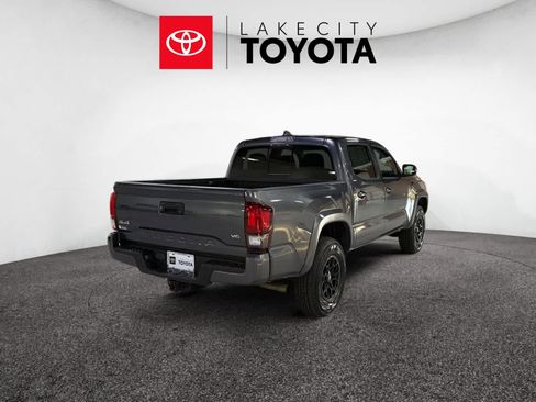Used 2022 Toyota Tacoma SR5 image 8