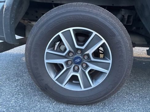 Used 2016 Ford F150 XLT w/ Equipment Group 302A Luxury image 11