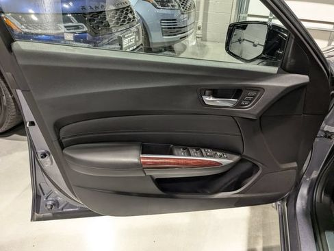 Used 2017 Acura TLX w/ Technology Package FWD image 20
