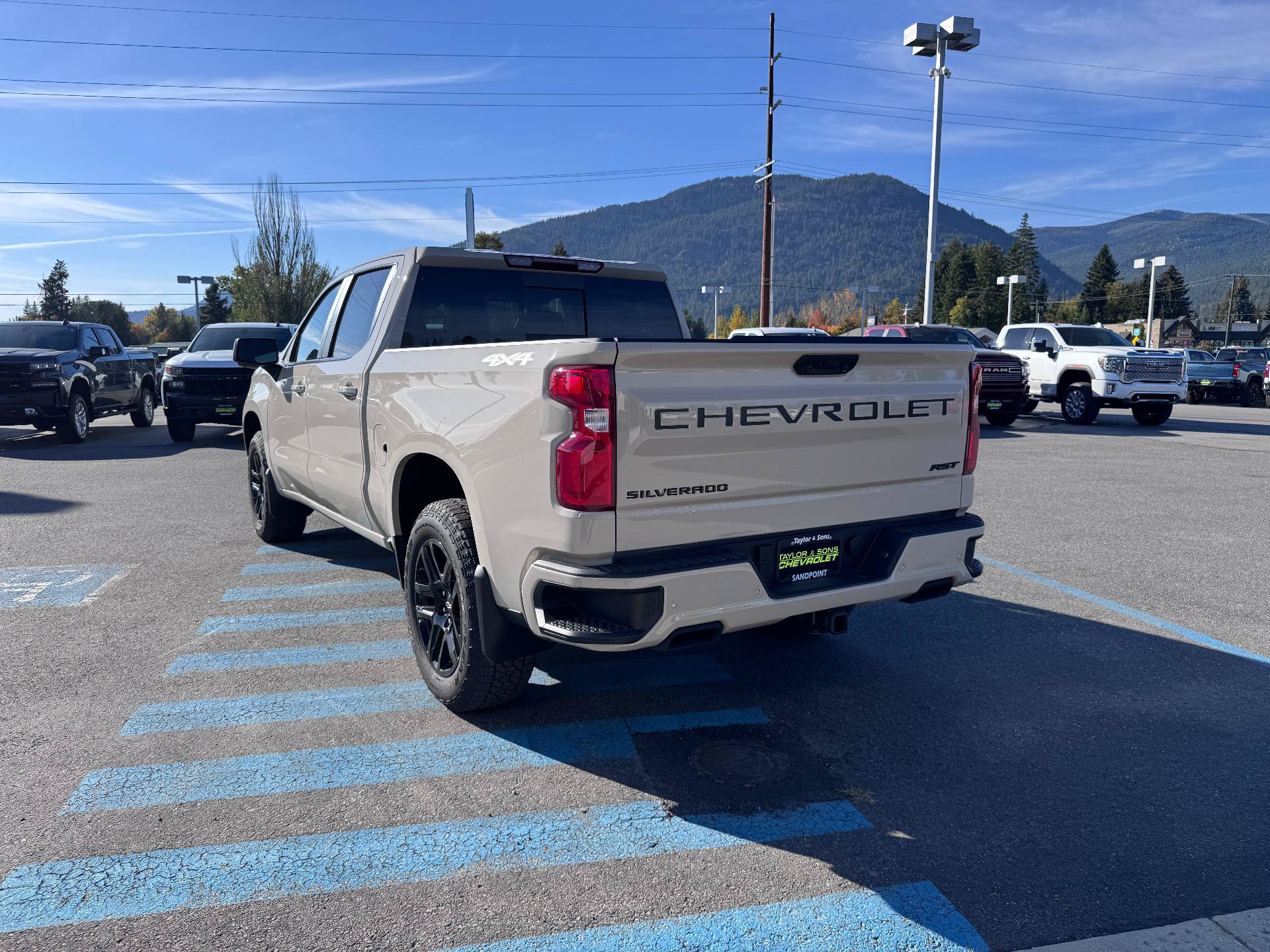 New 2026 Chevrolet Silverado 1500 RST w/ RST All Star Premium Package AWD/4WD image 5