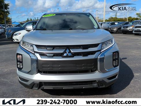 Used 2020 Mitsubishi Outlander Sport SE image 3