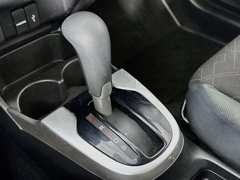 Used 2016 Honda Fit EX image 16