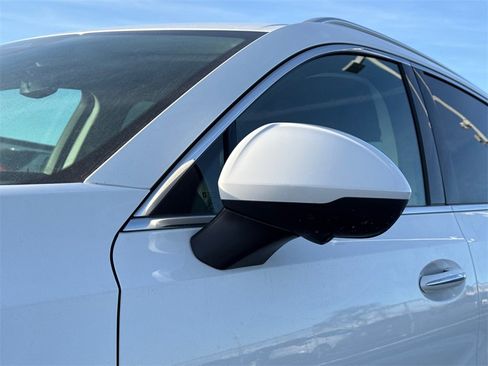 New 2025 Buick Envision Preferred image 13