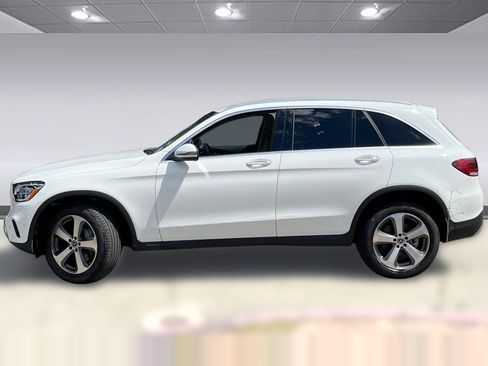 Used 2022 Mercedes-Benz GLC 300 4MATIC image 2