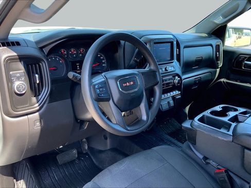 Used 2020 GMC Sierra 1500 2WD Crew Cab w/ Sierra Value Package image 15