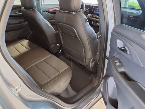 Used 2026 Chevrolet TrailBlazer RS w/ Driver Confidence Package FWD image 24