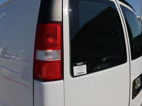 Used 2023 GMC Savana 2500 w/ Driver Convenience Package image 11