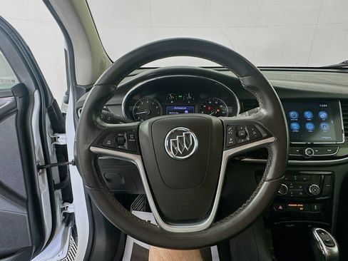 Used 2021 Buick Encore Preferred FWD image 11