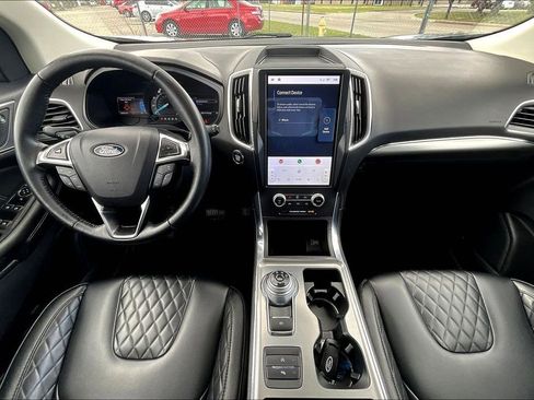 Used 2024 Ford Edge Titanium AWD/4WD image 20