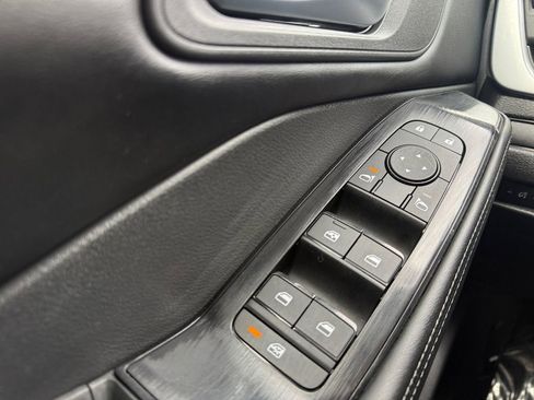 Certified 2025 Nissan Rogue SV w/ SV Premium Package image 28