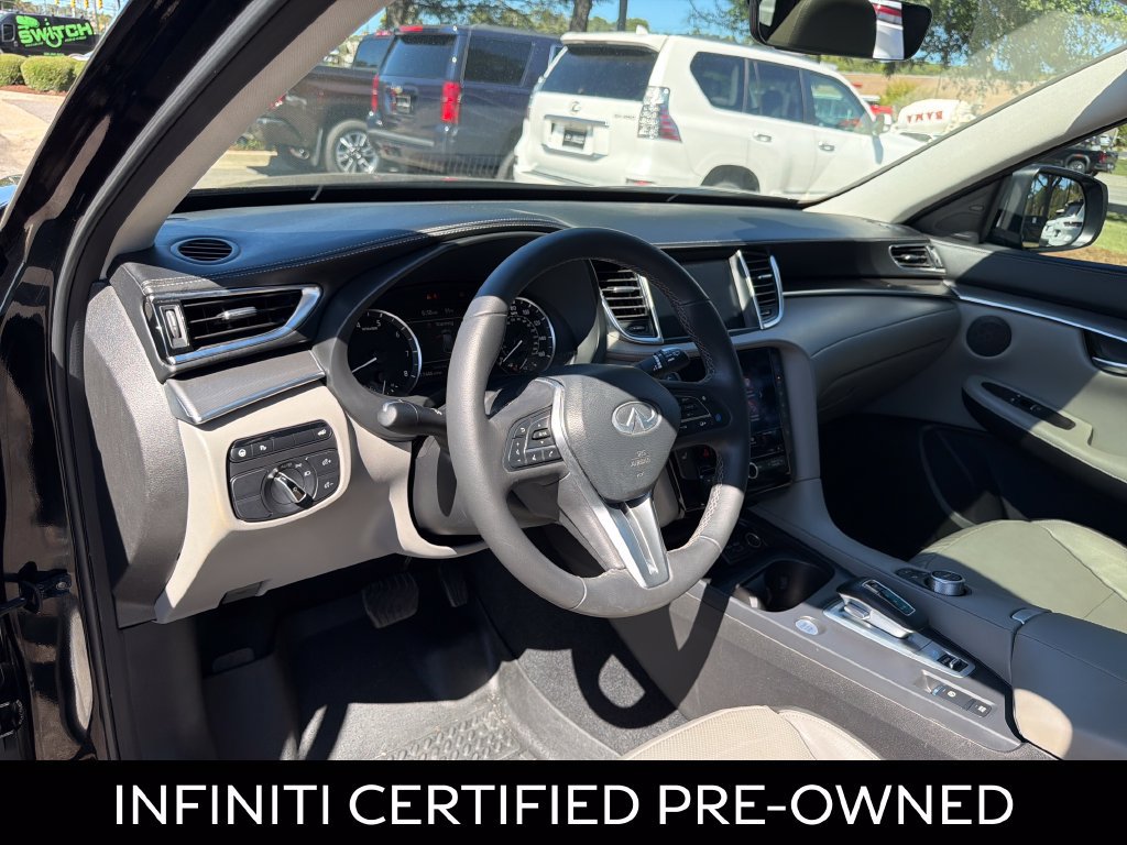 Certified 2024 INFINITI QX50 Luxe FWD image 24